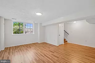 7 Drawbridge Ct, Baltimore, MD 21228 - Photo 49