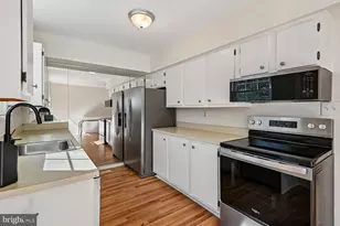 7 Drawbridge Ct, Baltimore, MD 21228 - Photo 15