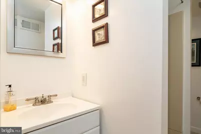 8122 Glen Gary Road, Towson, MD 21286 - Photo 27