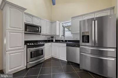 922 Beaverbank Circle, Towson, MD 21286 - Photo 17