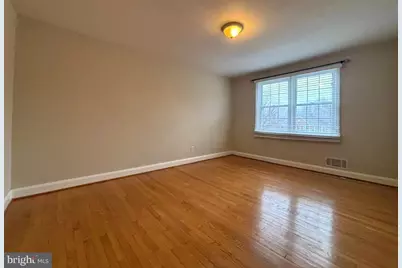 7028 Heathfield Road, Baltimore, MD 21212 - Photo 11