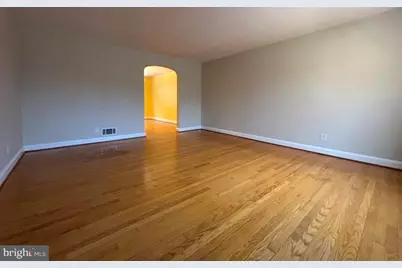 7028 Heathfield Road, Baltimore, MD 21212 - Photo 5