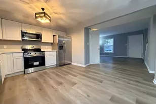 146 Marine Oaks Dr, Essex, MD 21221 - Photo 7