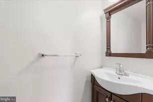 7 Honey Locust Ct, Essex, MD 21221 - Photo 33