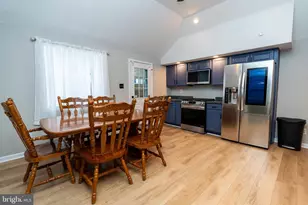 8208 Dogwood Dr, Dundalk, MD 21222 - Photo 5