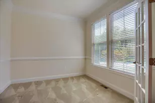 6910 Summit Cir, Towson, MD 21239 - Photo 13