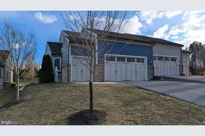 6910 Summit Circle, Towson, MD 21239 - Photo 3