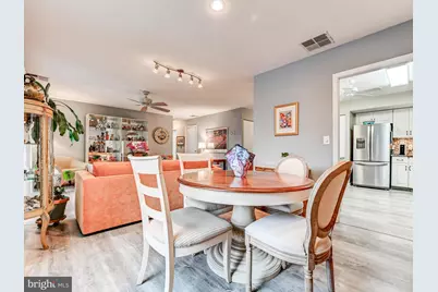 2 Candlemaker #304, Pikesville, MD 21208 - Photo 9