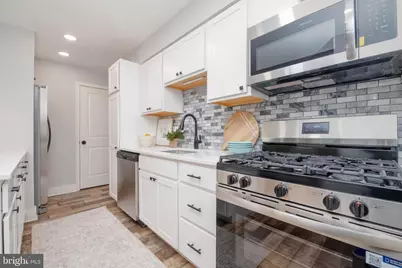 136 Dumbarton Road, Baltimore, MD 21212 - Photo 9