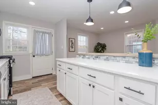 136 Dumbarton Rd, Baltimore, MD 21212 - Photo 13