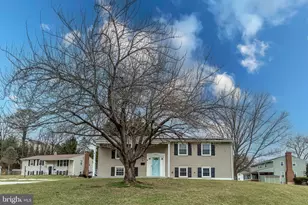 8618 Valleyfield Rd, Timonium, MD 21093 - Photo 3