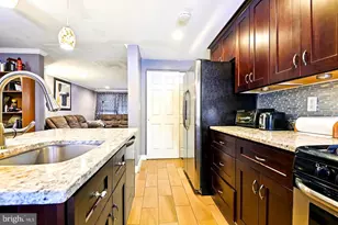 7820 St Patricia Ln, Baltimore, MD 21222 - Photo 7