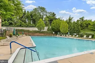 400 Symphony Cir, Cockeysville, MD 21030 - Photo 11