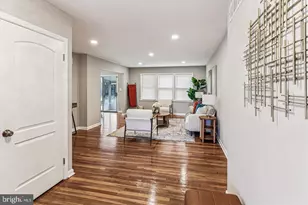 7 Cedar Bluff Ct, Baltimore, MD 21228 - Photo 5