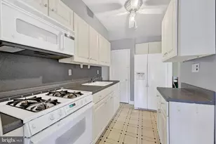 1100 N Marlyn Ave, Baltimore, MD 21221 - Photo 11