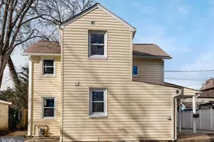 2 Fusting Ave, Baltimore, MD 21228 - Photo 3