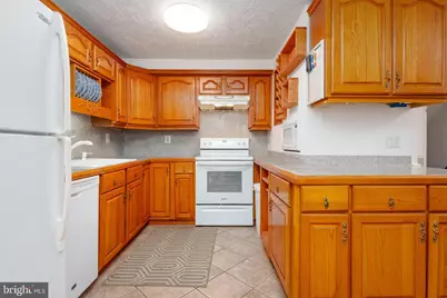 38 Towns Court, Baltimore, MD 21237 - Photo 5