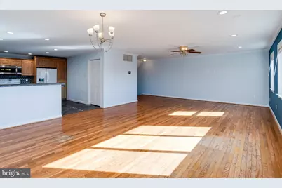 7815 Fairgreen Road, Baltimore, MD 21222 - Photo 5