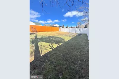 310 Pinewood Road, Baltimore, MD 21222 - Photo 9