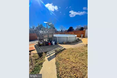 310 Pinewood Road, Baltimore, MD 21222 - Photo 5