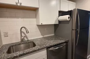 28 Allegheny Ave, Towson, MD 21204 - Photo 3