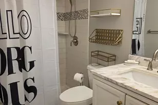 28 Allegheny Ave, Towson, MD 21204 - Photo 9