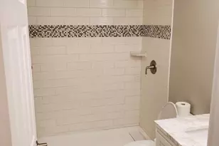 28 Allegheny Ave, Towson, MD 21204 - Photo 11