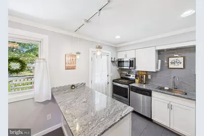 319 Sassafras Road, Baltimore, MD 21221 - Photo 11