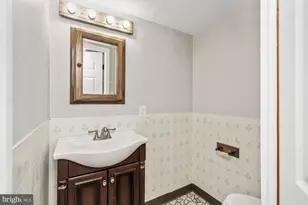 42 Holcumb Ct, Baltimore, MD 21220 - Photo 27