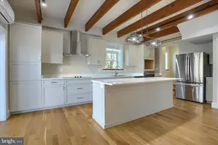 2507 Island View Rd, Essex, MD 21221 - Photo 3