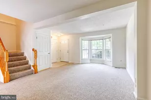 7 Silver Birch Ct, Owings Mills, MD 21117 - Photo 3