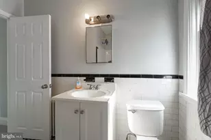 809 Braeside Rd, Baltimore, MD 21229 - Photo 31