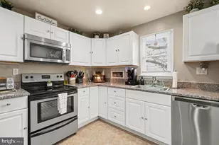 1713 Glen Curtis Rd, Essex, MD 21221 - Photo 3