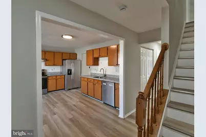 211 Green Fern Way, Halethorpe, MD 21227 - Photo 5