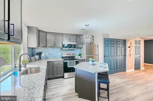 800 Seckel Ct, Baltimore, MD 21227 - Photo 11