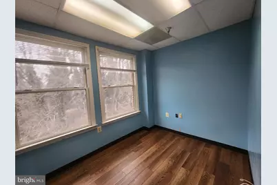 716 Maiden Choice Lane #306, Catonsville, MD 21228 - Photo 9