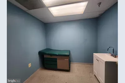 716 Maiden Choice Lane #306, Catonsville, MD 21228 - Photo 11