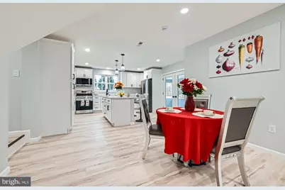 8820 Fearne Avenue, Parkville, MD 21234 - Photo 13