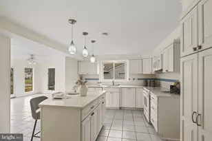 1214 Oakcroft Dr, Lutherville Timonium, MD 21093 - Photo 9