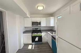 24 King Richard Ct, Baltimore, MD 21237 - Photo 3