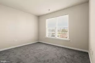 1 Karendale Ct, Baltimore, MD 21244 - Photo 35