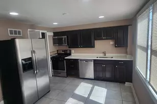 7915 Eastdale Rd, Baltimore, MD 21224 - Photo 9