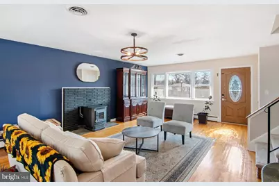 802 Shaw Court, Towson, MD 21286 - Photo 3