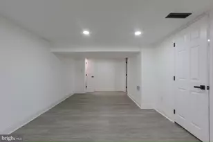 8206 Arrowhead Rd, Pikesville, MD 21208 - Photo 37