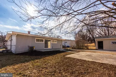 8206 Arrowhead Road, Pikesville, MD 21208 - Photo 5