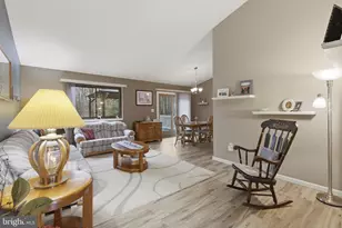 606 Sunspot Rd, Reisterstown, MD 21136 - Photo 3