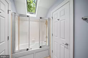 12 Dembeigh Hill Cir, Baltimore, MD 21210 - Photo 39