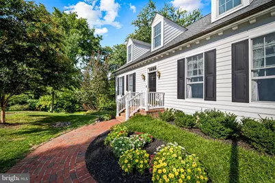 12 Dembeigh Hill Circle, Baltimore, MD 21210 - Photo 3