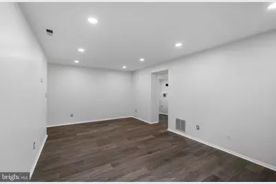 1104 Lisadale Circle #1D, Baltimore, MD 21228 - Photo 13