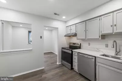 1104 Lisadale Circle #1D, Baltimore, MD 21228 - Photo 5